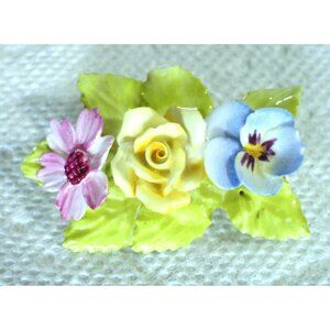 Fine Bone China Floral Pin Brooch With Pink Daisy Yellow Rose & Blue Pansy Desig